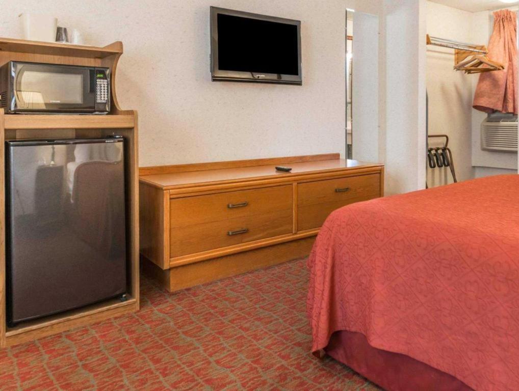 Quality Inn Royle Kittanning Exterior photo