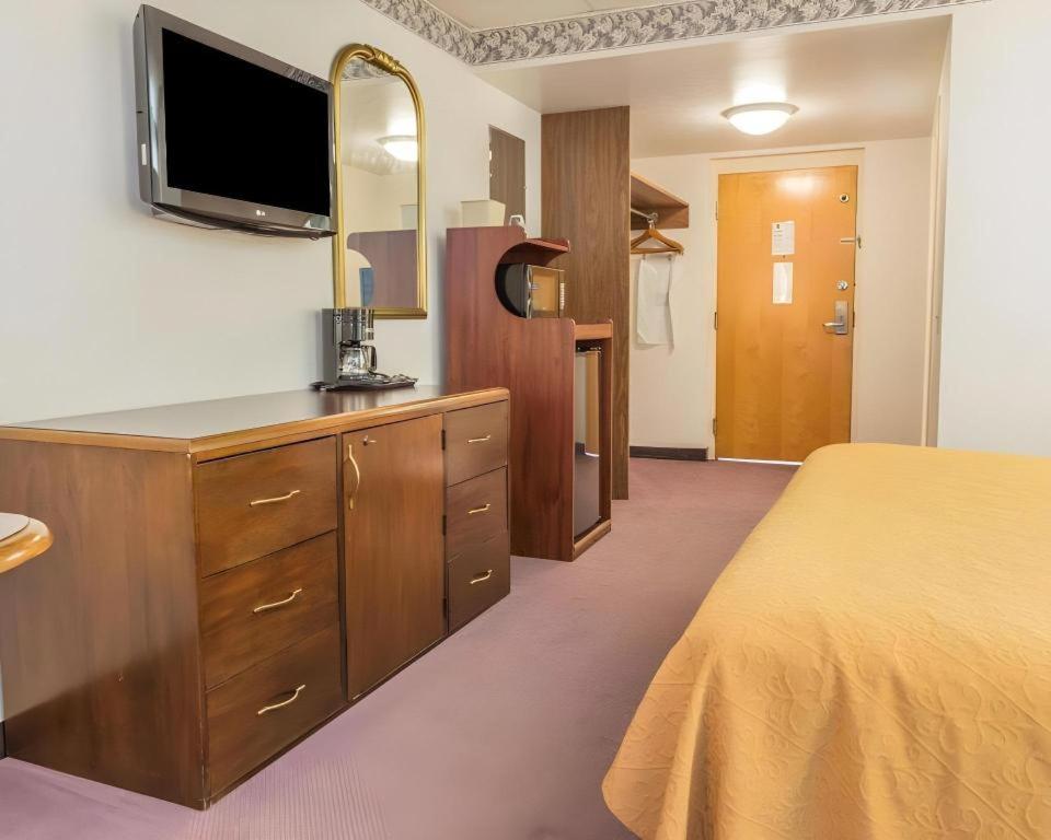 Quality Inn Royle Kittanning Exterior photo