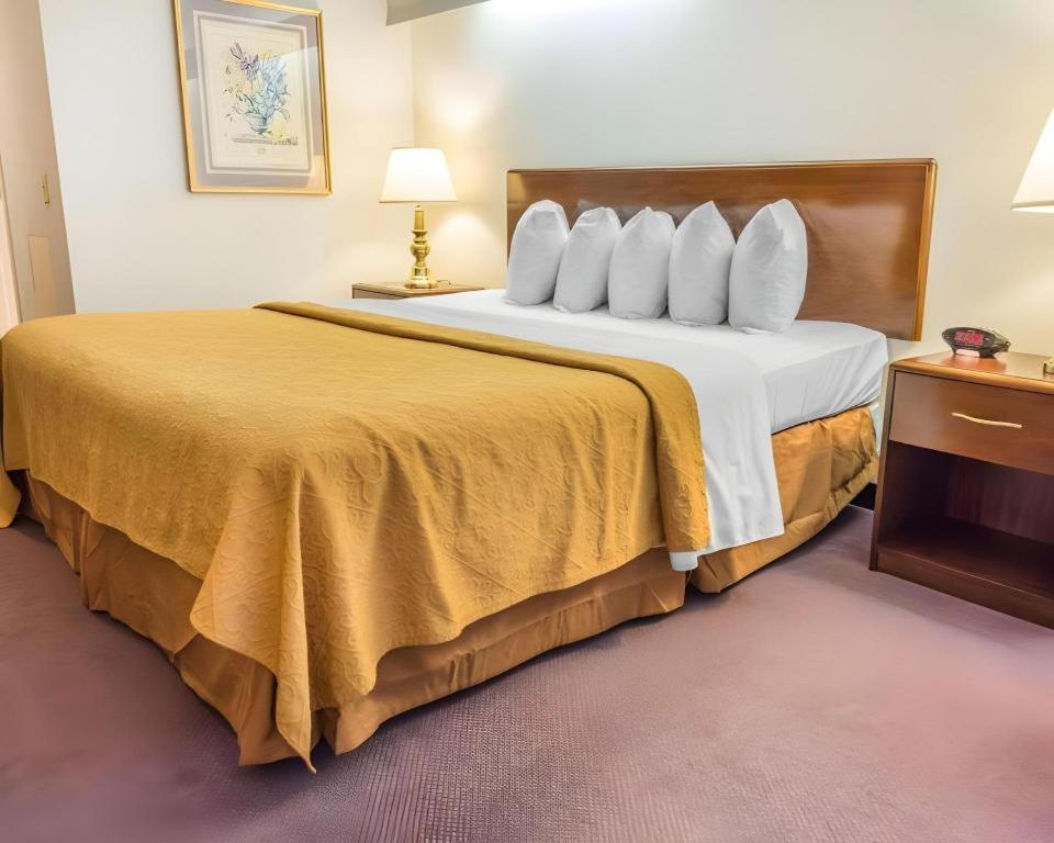 Quality Inn Royle Kittanning Exterior photo