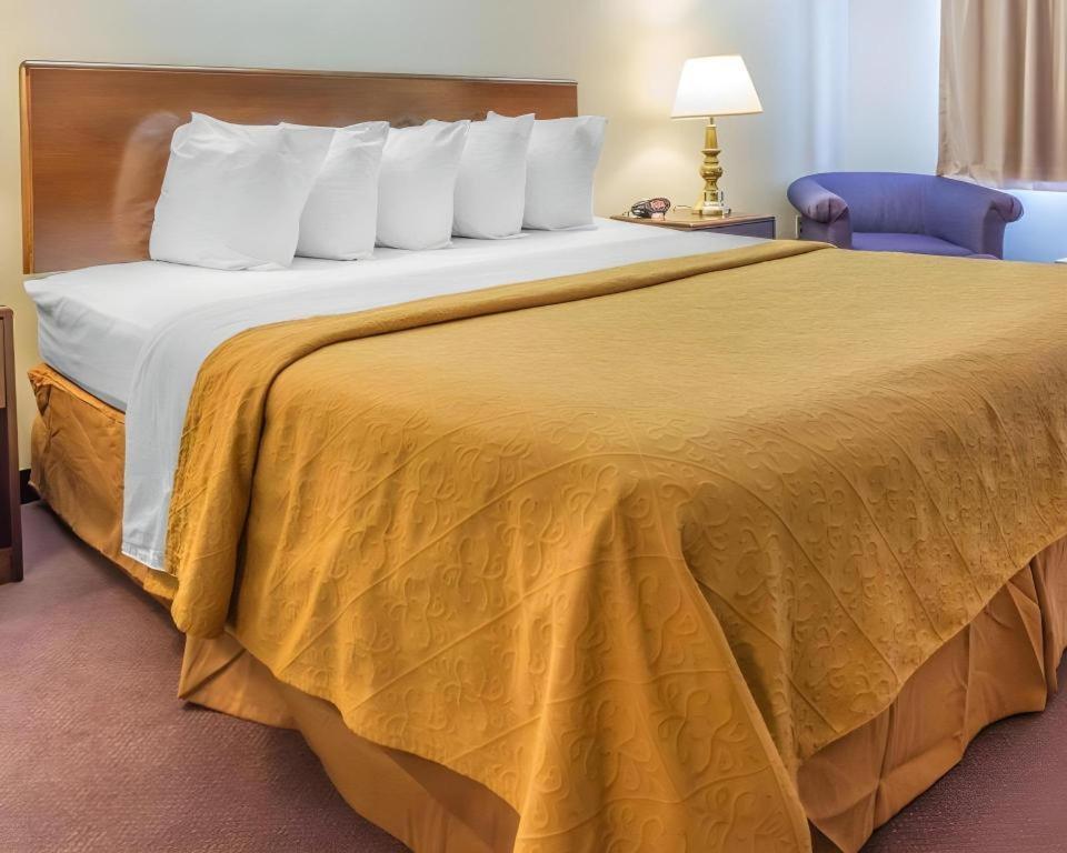 Quality Inn Royle Kittanning Exterior photo