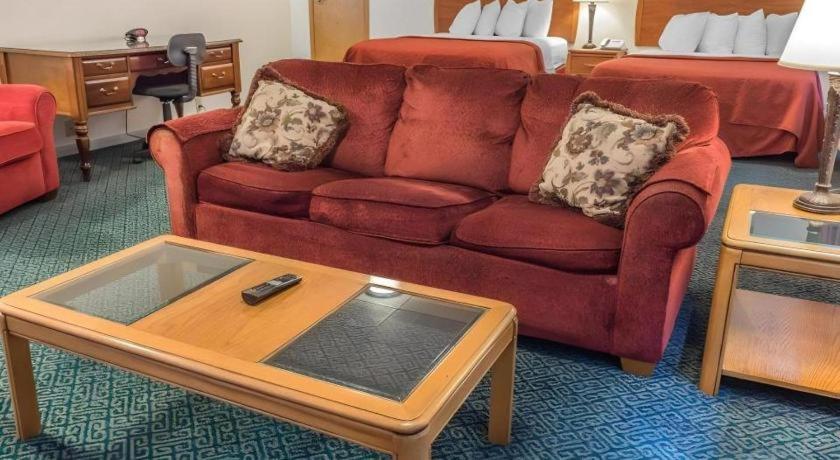 Quality Inn Royle Kittanning Exterior photo