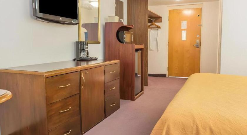 Quality Inn Royle Kittanning Exterior photo